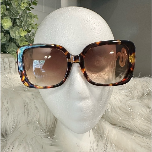 KILLSTAR Retro Snake Anti Glare Sunglasses - Picture 4 of 10